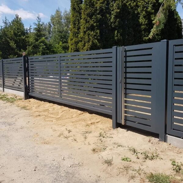 Vārti ar modulāro apdari