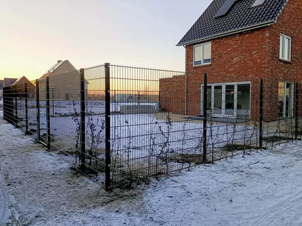 2D paneļu žogs