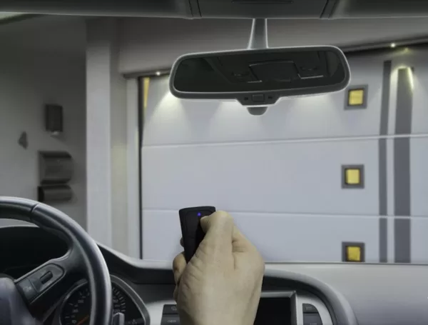 Vadības komforts. Garāžu vārti ir paredzēti darbam ar roku vai automātiku.